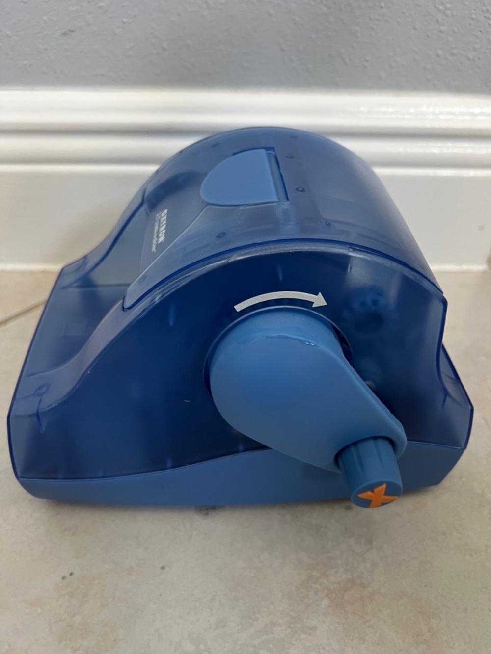 Xyron 2.5" Create-A-Sticker Machine - Blue - Picture 2 of 6